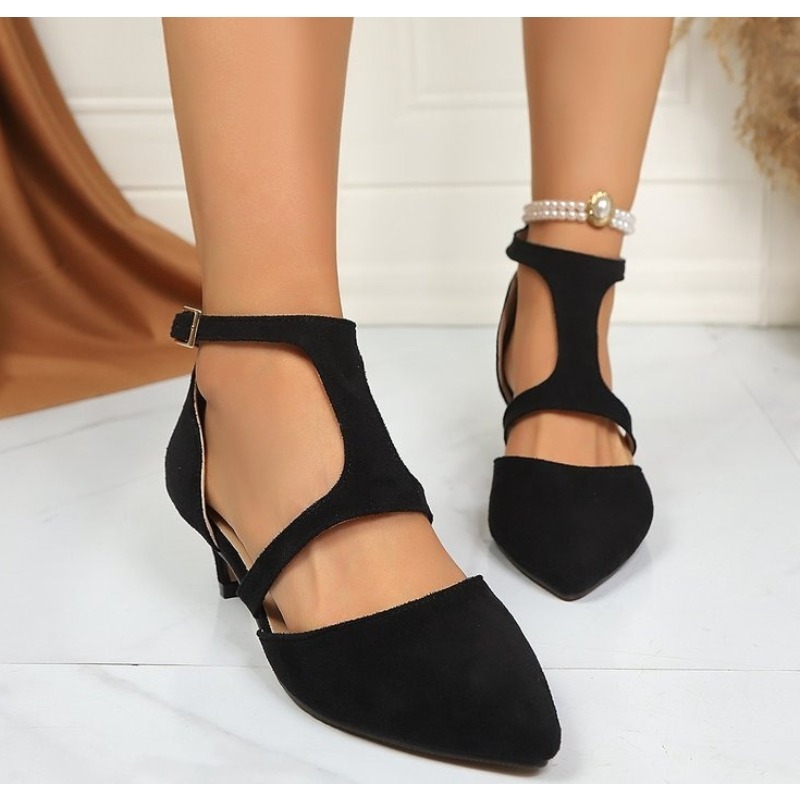 Sandals - รองเท้าแตะสตรีไซส์ใหญ่สไตล์โรมันแบบใหม่สำหรับฤดูร้อนปี 2026 ดีไซน์เรียบง่ายสไตล์ยุโรป สายรัดรูปตัว T แต่งขนเงางาม