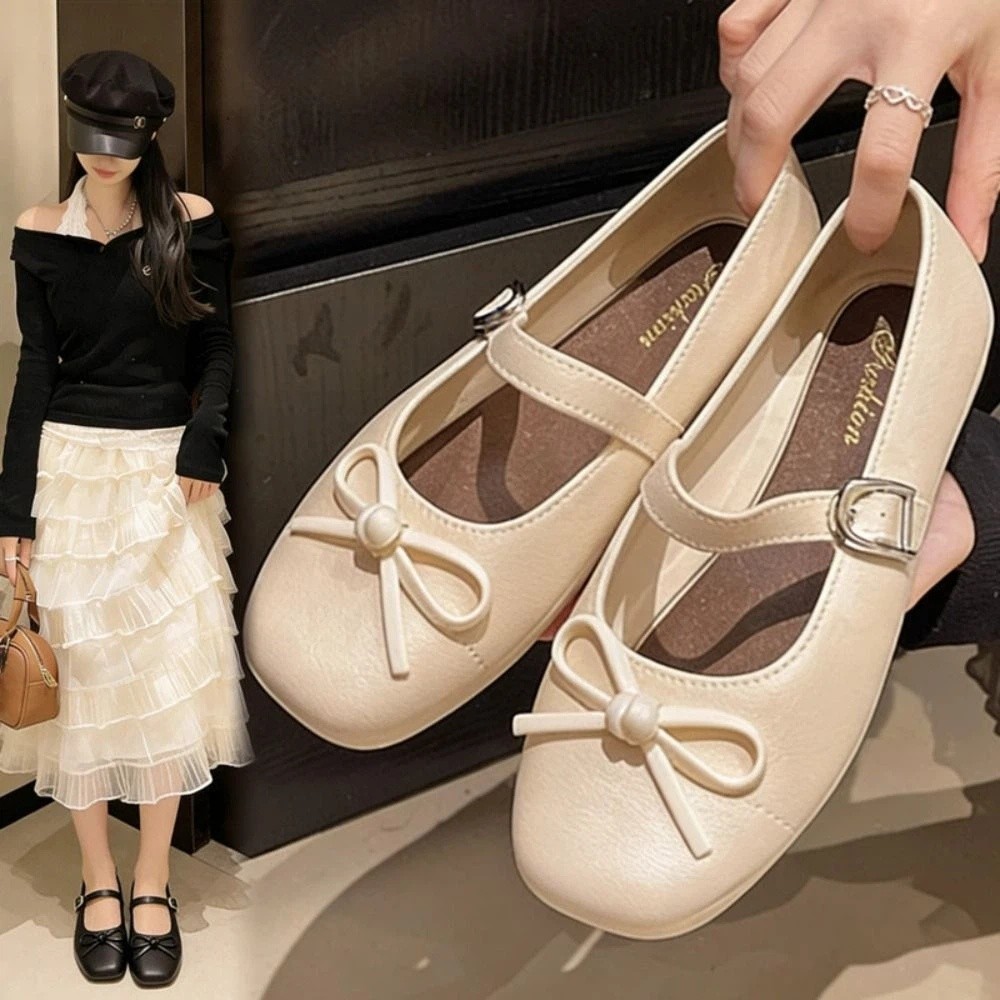 Sandals - รองเท้าแตะส้นเตี้ยสำหรับผู้หญิง ดีไซน์โบว์ไข่มุก น่ารัก ใส่สบาย อเนกประสงค์ หุ้มปลายเท้า