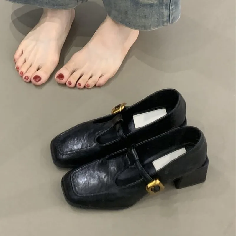 รองเท้าแมรี่เจนหัวเหลี่ยมสายรั - Women'S Shoes บทวิจารณ์และราคา