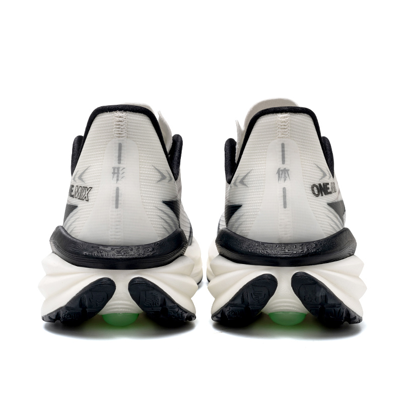 รองเท้าวิ่งผู้ชาย ONEMIX รองเท - Reflective Night Running Shoes บทวิจารณ์และราคา