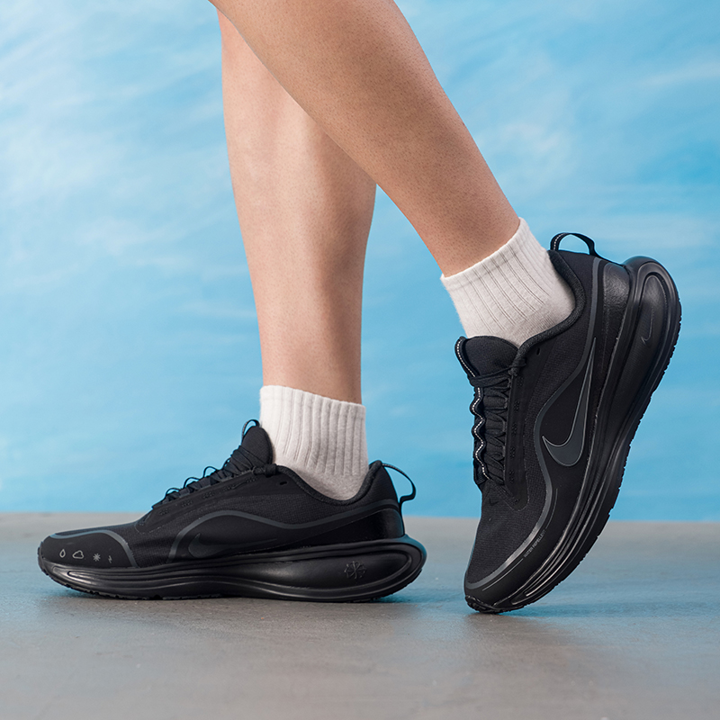 รองเท้าผู้ชาย Nike รุ่นออริจิน - Lightweight Road Running Shoes บทวิจารณ์และราคา